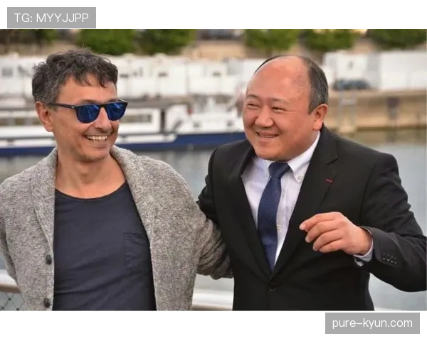 巴黎圣日耳曼阵容逻辑转变:从巨星堆叠到团队构建,对争冠模式形成影响